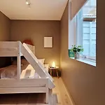 Hébergement de vacances Brand New & High-end 3 Bedrooms 2 Bathrooms