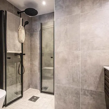 Nyaraló Brand New & High-end 3 Bedrooms 2 Bathrooms Bergen