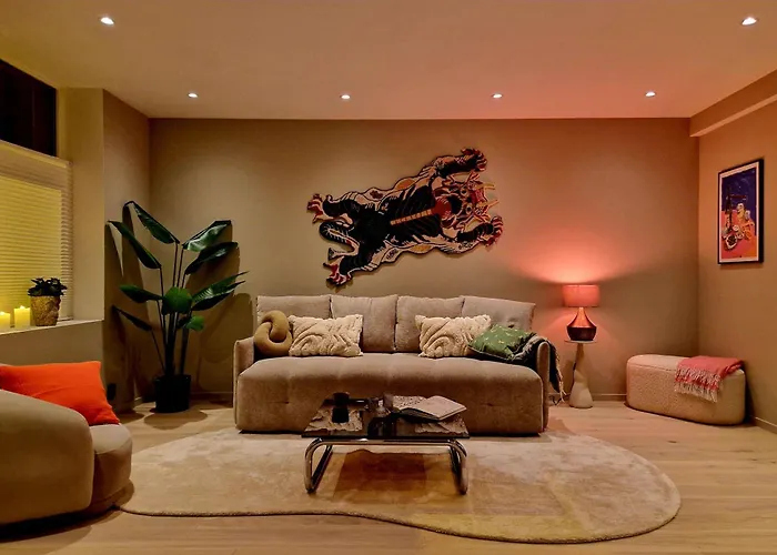 Brand New & High-end 3 Bedrooms 2 Bathrooms Берген