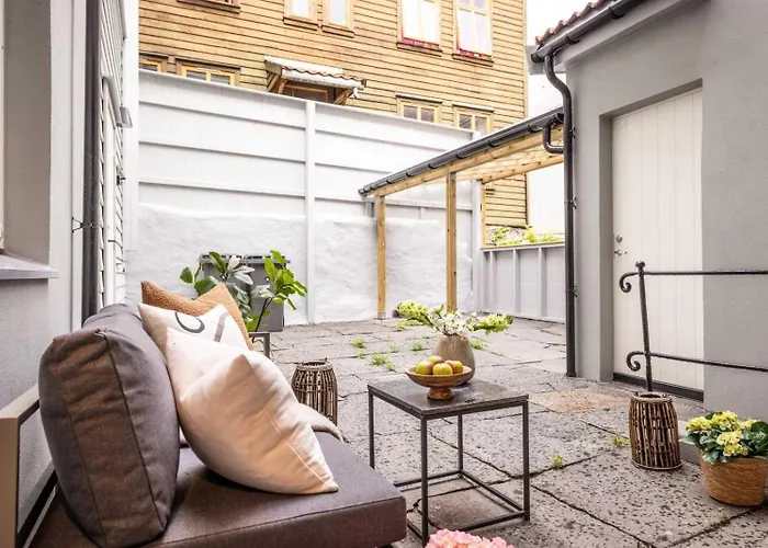Brand New & High-end 3 Bedrooms 2 Bathrooms * ベルゲン